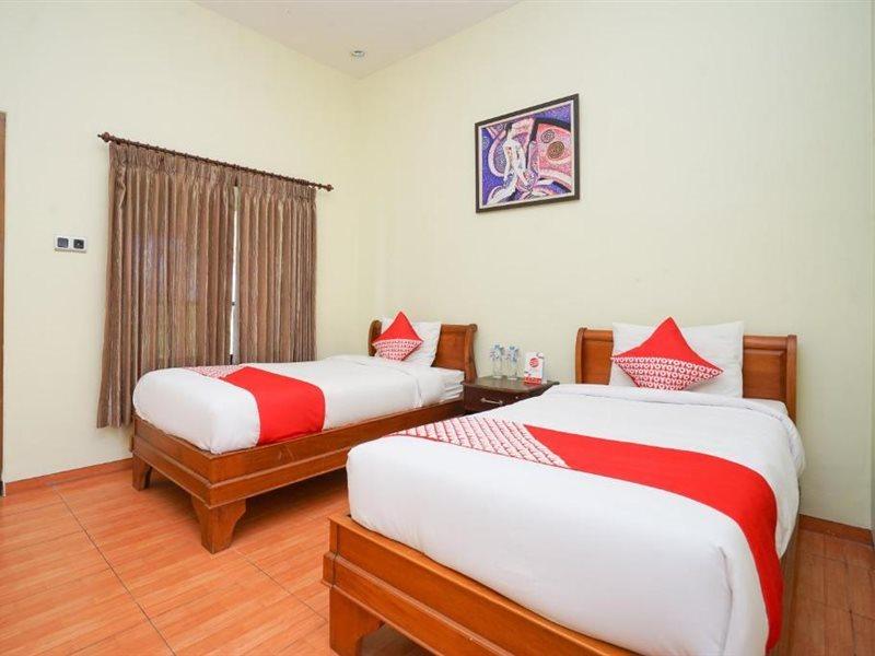 Hotel Bumi Bermi Permai Near Bermi Eco Park Mitra Reddoorz Probolinggo Exterior foto