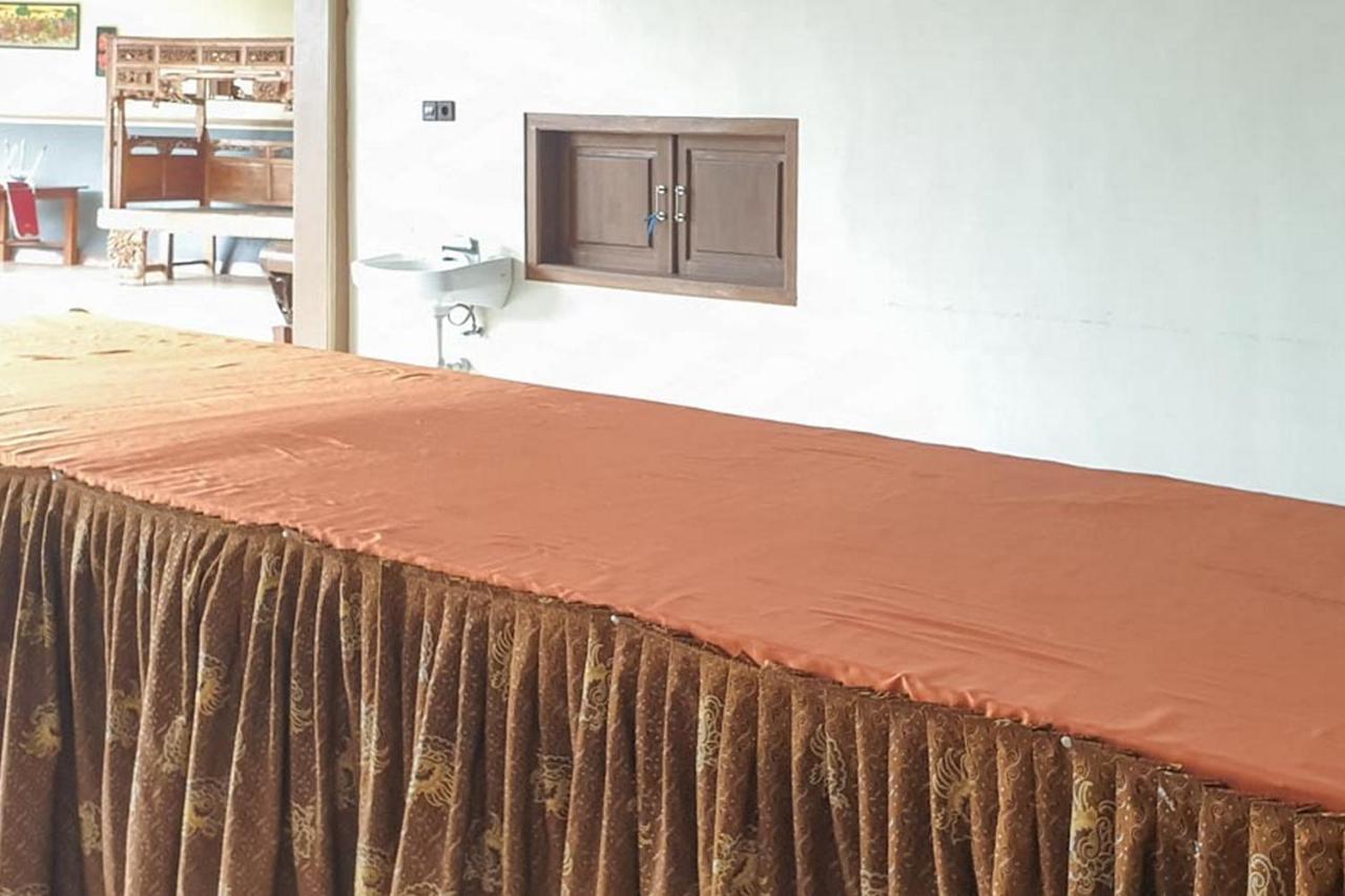Hotel Bumi Bermi Permai Near Bermi Eco Park Mitra Reddoorz Probolinggo Exterior foto