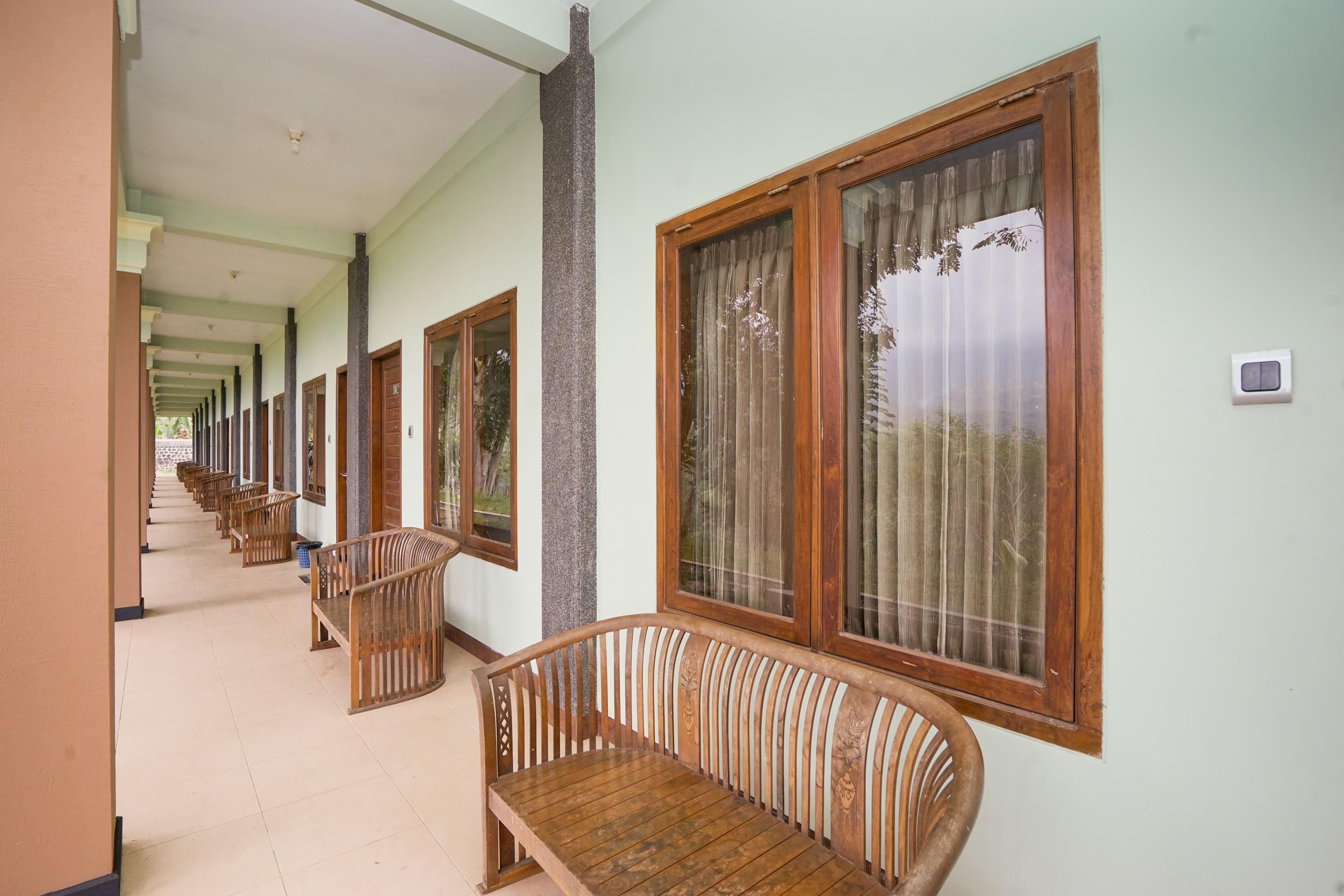 Hotel Bumi Bermi Permai Near Bermi Eco Park Mitra Reddoorz Probolinggo Exterior foto